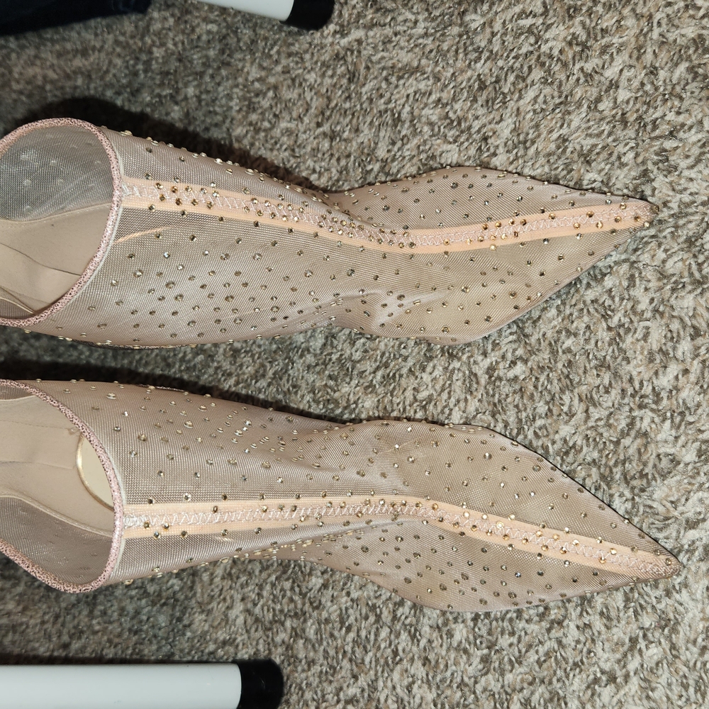 Elegant Mesh Studded Women's Shoes